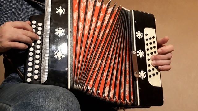 Тустеп. Карапет. Девочка Надя. Бабка Любка Сизая Голубка. разбор на гармони смотреть онлайн