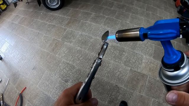 СУПЕР УЛОВИСТАЯ Приманка на Щуку своими руками из китайского тейл спиннера. Ловля щуки на спиннинг! смотреть онлайн