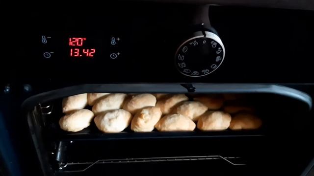 Электро духовка Gorenje BO75SY2B, сенсор сам включается!!!!! смотреть онлайн