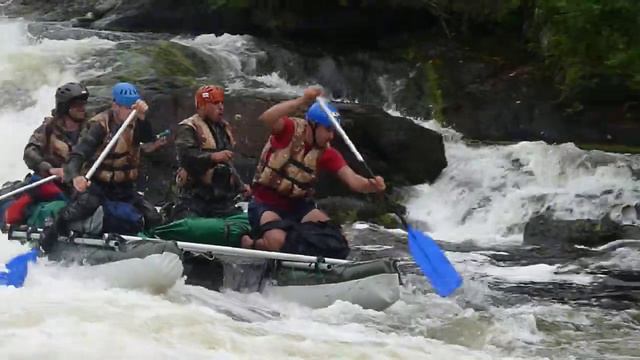 порог Водопадный, первый и второй каскады. Карелия 2011г. смотреть онлайн