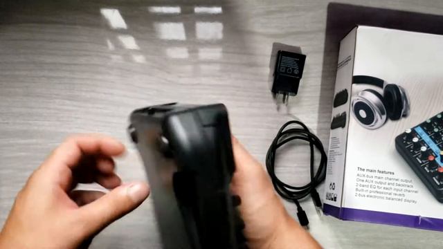 MESA DE SOM / INTERFACE DE ÁUDIO BARATA! com Phantom Power +48v смотреть онлайн