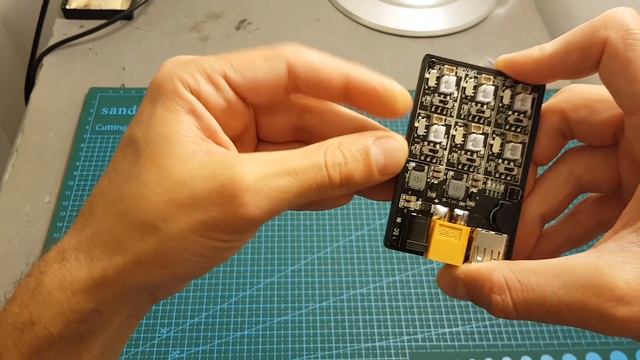 Best Way To Charge Your Tiny Whoop 1S Batteries смотреть онлайн