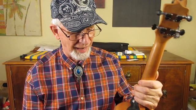 Enya EUC-25D Concert Ukulele.  Solid Top Mahogany.