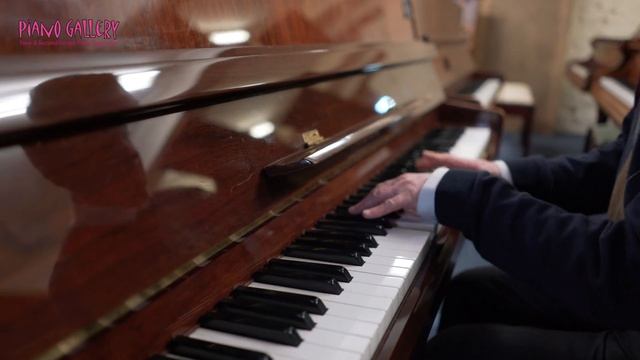 Hyundai U-810 piano demo n at the Piano Gallery смотреть онлайн