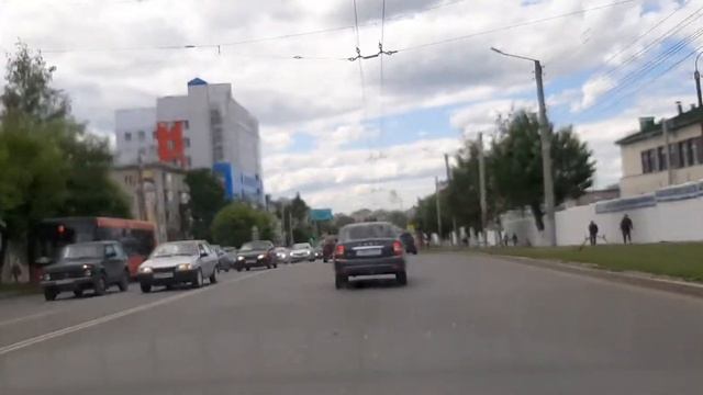 Киров. Центр города, я на машине и улицы Октябрьский проспект и Воровского смотреть онлайн