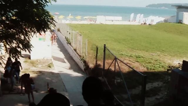 БОЛГАРИЯ: Пляж, песок, море, солнце, красота... мусор... Bulgaria Varna смотреть онлайн