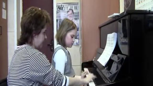 Открытый урок Доценко Виктории Витальевны. Ученица Катя Мартиросян 2 часть смотреть онлайн