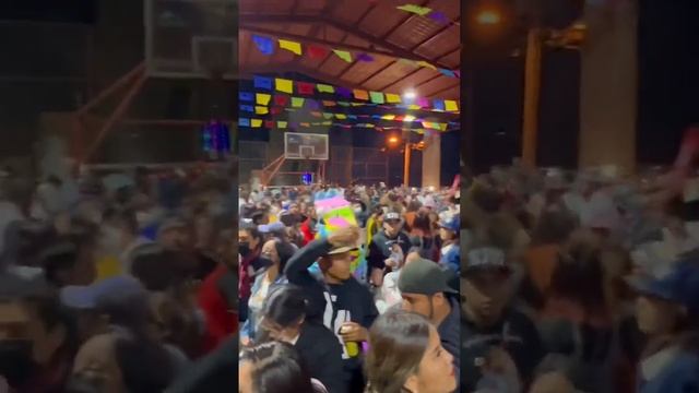 EL HUITZUQUEÑO / BANDA MISTERIOSA / SAN JOSE EL MOGOTE. смотреть онлайн
