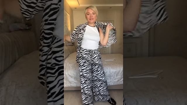 Самый актуальный костюм в пижамном стиле 2023#shorts смотреть онлайн