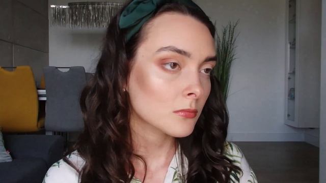 KARMEL CUD MIÓD: TUTORIAL MAKIJAŻ NA RANDKĘ * wszystkie cienie w akcji* смотреть онлайн