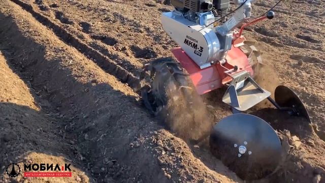 Это стоит посмотреть! Новые мотоблоки и навесное оборудование к ним, от завода МОБИЛ К смотреть онлайн