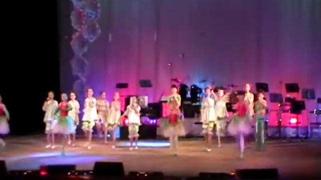 "ДЕНЬ РОЖДЕНИЯ" Образцовый театр песни "Радость" Защита звания 25.04.2017 смотреть онлайн