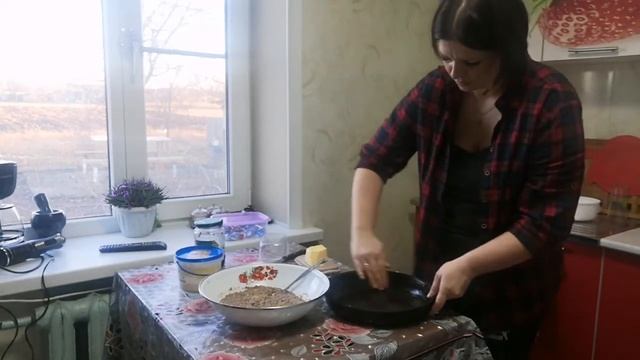 Ореховый пирог за 30 минут. Очень вкусно и сытно. смотреть онлайн