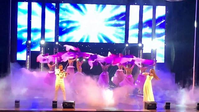 Танец с фонариками - Свет смотреть онлайн