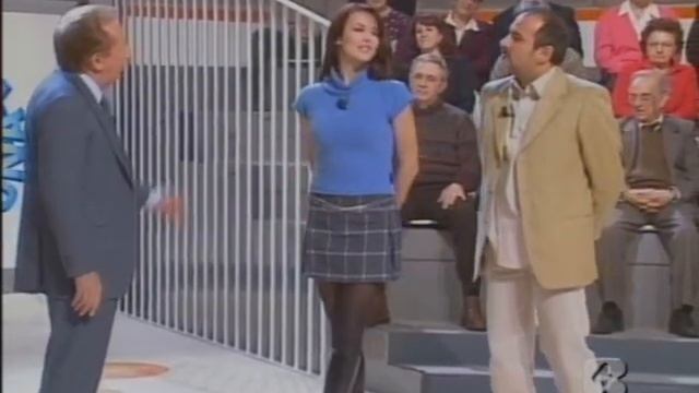 Miriana Trevisan La Ruota della Fortuna #3 pantyhose смотреть онлайн