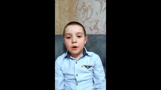 Рубрика "Взгляд снизу. Конституция глазами детей" смотреть онлайн