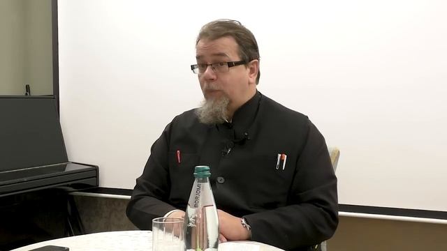 Что должен чувствовать человек, подходя ко Причастию. Беседа о. Константина Корепанова (9.11.2023) смотреть онлайн
