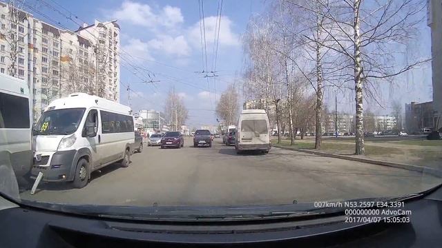 Один : Два (одна маленькая семерка завалила две ГАЗели) смотреть онлайн
