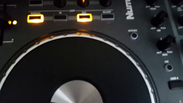 Numark Mixtrack обзор моего девайса смотреть онлайн