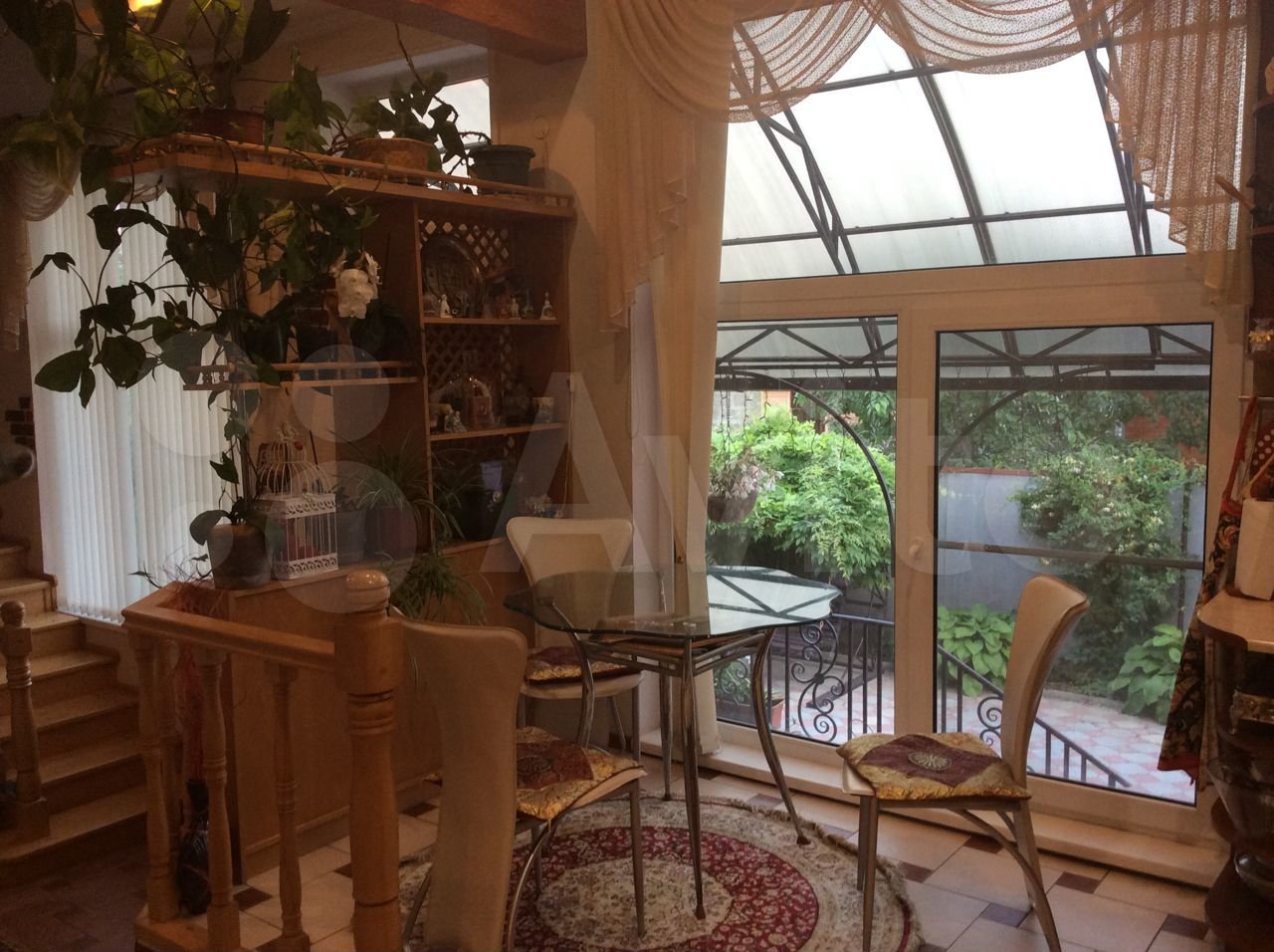 Продаем элитный дом с действующим бизнесом, Славянск-на-Кубани. Стоимость уточняйте по т 89184882246