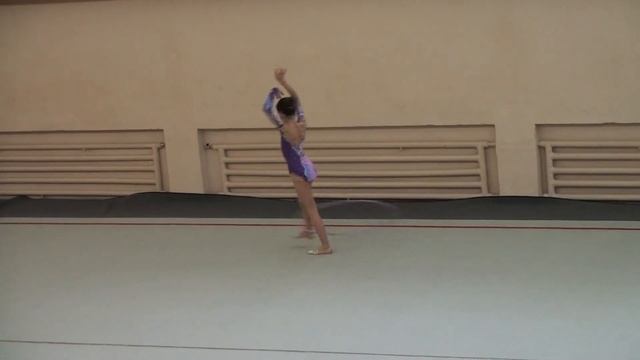 Художественная гимнастика. "Космонавты", 14.04.2010 09 смотреть онлайн