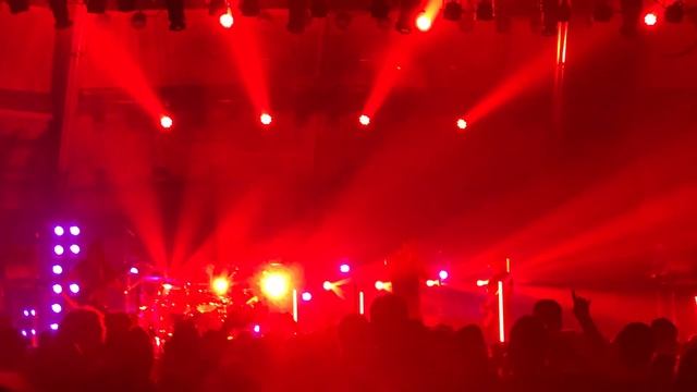 Nothing More - "fade in fade out" - Oakdale Theater 5-28-22 смотреть онлайн