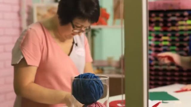 Шьём новогодний сапожок для подарков смотреть онлайн