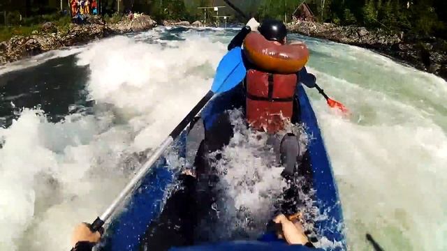 Двухместная надувная байдарка в пороге смотреть онлайн