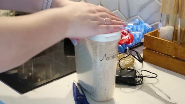 Мама уехала?Возвращаюсь к рутине?Уборка дома?План меню на неделю?Закупка продуктов?Порядок в запаса смотреть онлайн