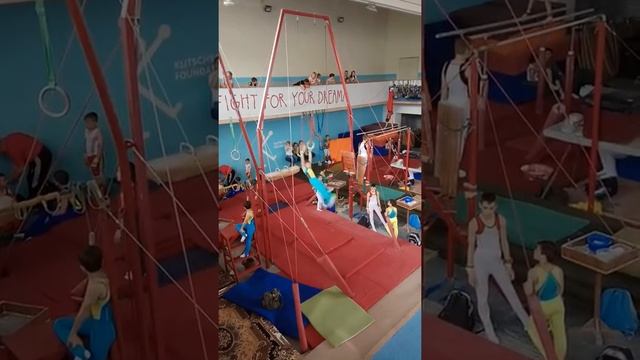 Ярослав Сидоренко. Гимнастика, Черкассы. Защита КМС. Кольца. смотреть онлайн