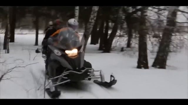 Катание на снегоходах: зимние развлечения для детей и взрослых. Подмосковный дом отдыха "4 СЕЗОНА" смотреть онлайн