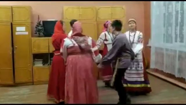 «Гуляла б я при в лужку» фольклорный ансамбль «Календарь» город Калуга смотреть онлайн
