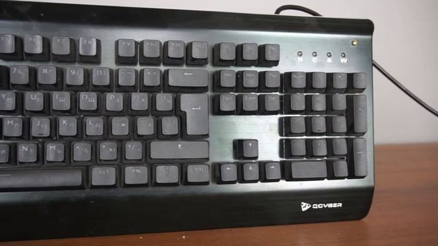 Эту не сломать металлическая механическая клавиатура кьюсайбер зодиак из алюминия с подсветкой смотреть онлайн