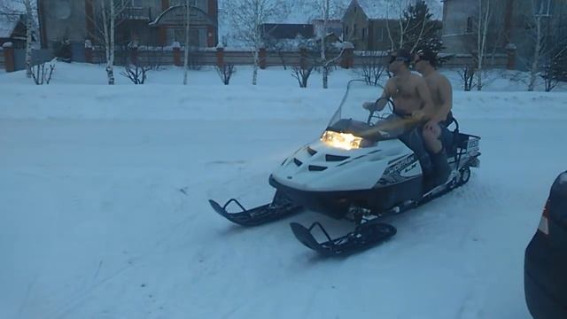 ДВА ДЕБИЛА ЭТО СИЛА Polaris LX Widtrek смотреть онлайн