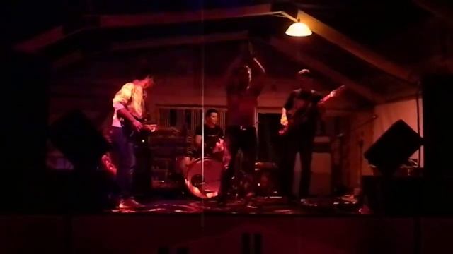 В.С.И.Я. - Твои Глаза (live in MARLBORO CLUB, Симферополь) смотреть онлайн
