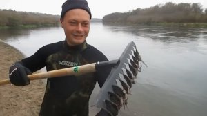 ПОИСК ЗОЛОТА БЕЗ МЕТАЛЛОИСКАТЕЛЯ . ПОИСК ЗОЛОТА САДОВЫМИ ГРАБЛЯМИ