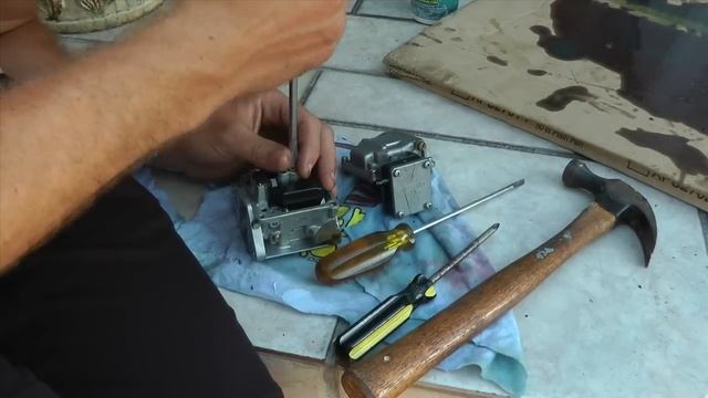 How to clean Yamaha 9.9hp-15hp 2 stroke carburetors смотреть онлайн