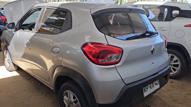 Renault Kwid HB 1.0 2022 смотреть онлайн