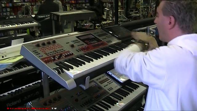 Casio XW-G1 - Demo by Max Tempia смотреть онлайн