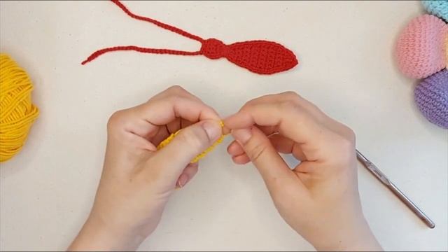 Галстук для игрушек Мастер-класс Вязание крючком Necktie for toys Crochet Pattern смотреть онлайн