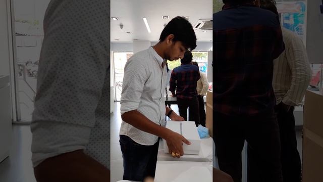 unboxing macbook air M1 смотреть онлайн