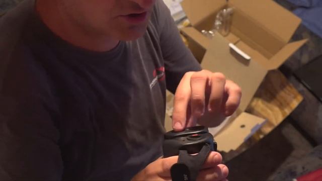 Unboxing und Kurztest JVC GZ-RY980 смотреть онлайн