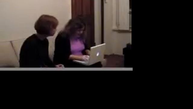 Jill using a german laptop смотреть онлайн