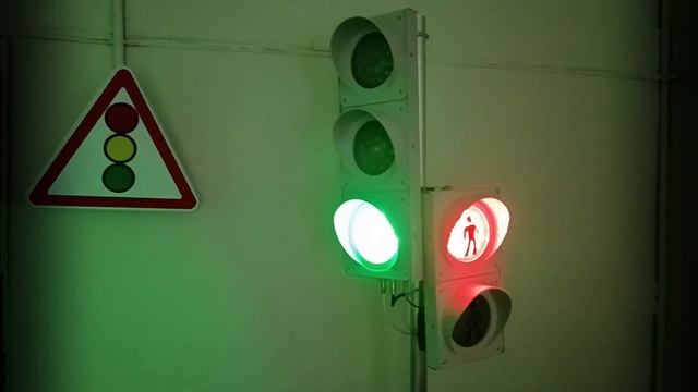 Светофоры для автогородка с виртуальным учителем смотреть онлайн