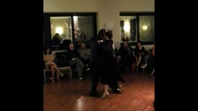 Marco De Camillis Anna Arizza- TANGO PESCARA- Milonga Della Tipografia