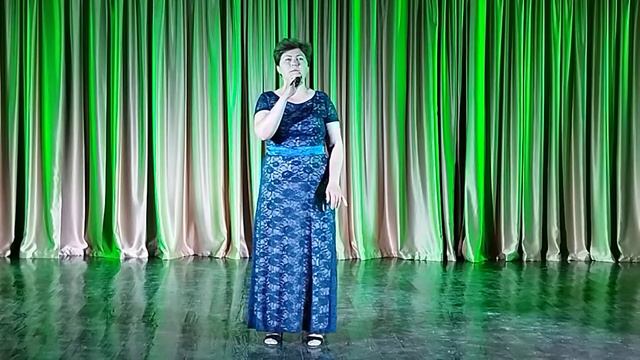 Мустафаева Хатиже с песней "Бизим тараф", Дружба народов. смотреть онлайн