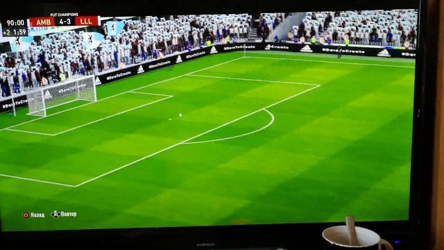 Гол вратаря в FIFA. Ter Stegen забил гол от своих ворот смотреть онлайн