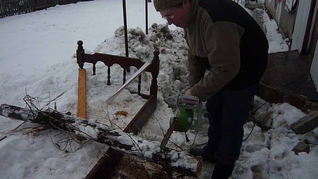 испытание цепной электропилы Sungarden смотреть онлайн