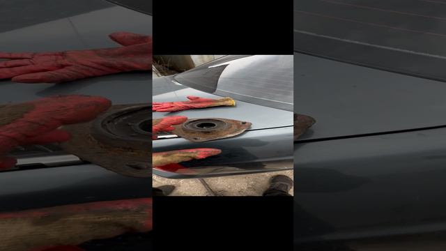 Почему переднее колесо ушло в бок Hyundai Accent смотреть онлайн