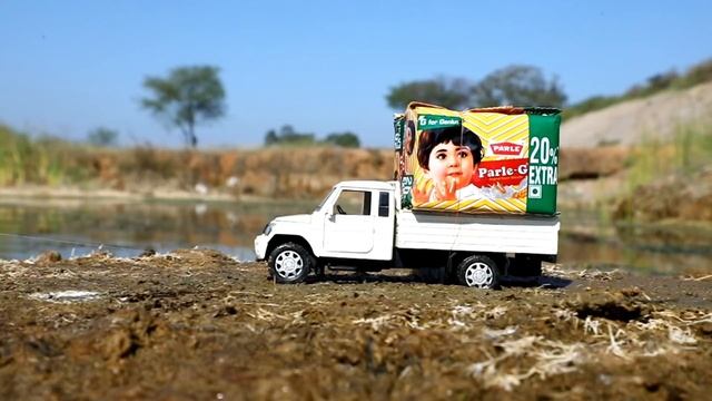 Грузовичок с печеньем застрял в луже смотреть онлайн